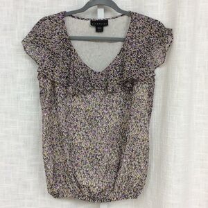 Attention Sleeveless Small Ruffled Collar Top